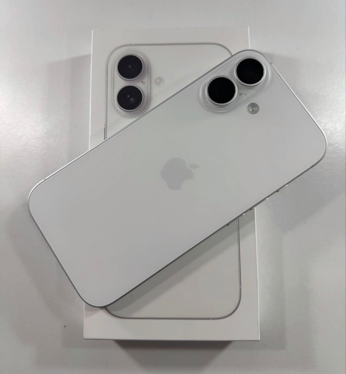 iphone 16 256gb used